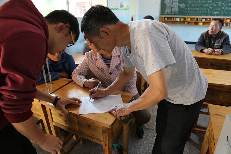 1476414967770463.jpg 图50石柱相关教师指导家长签字_副本.jpg