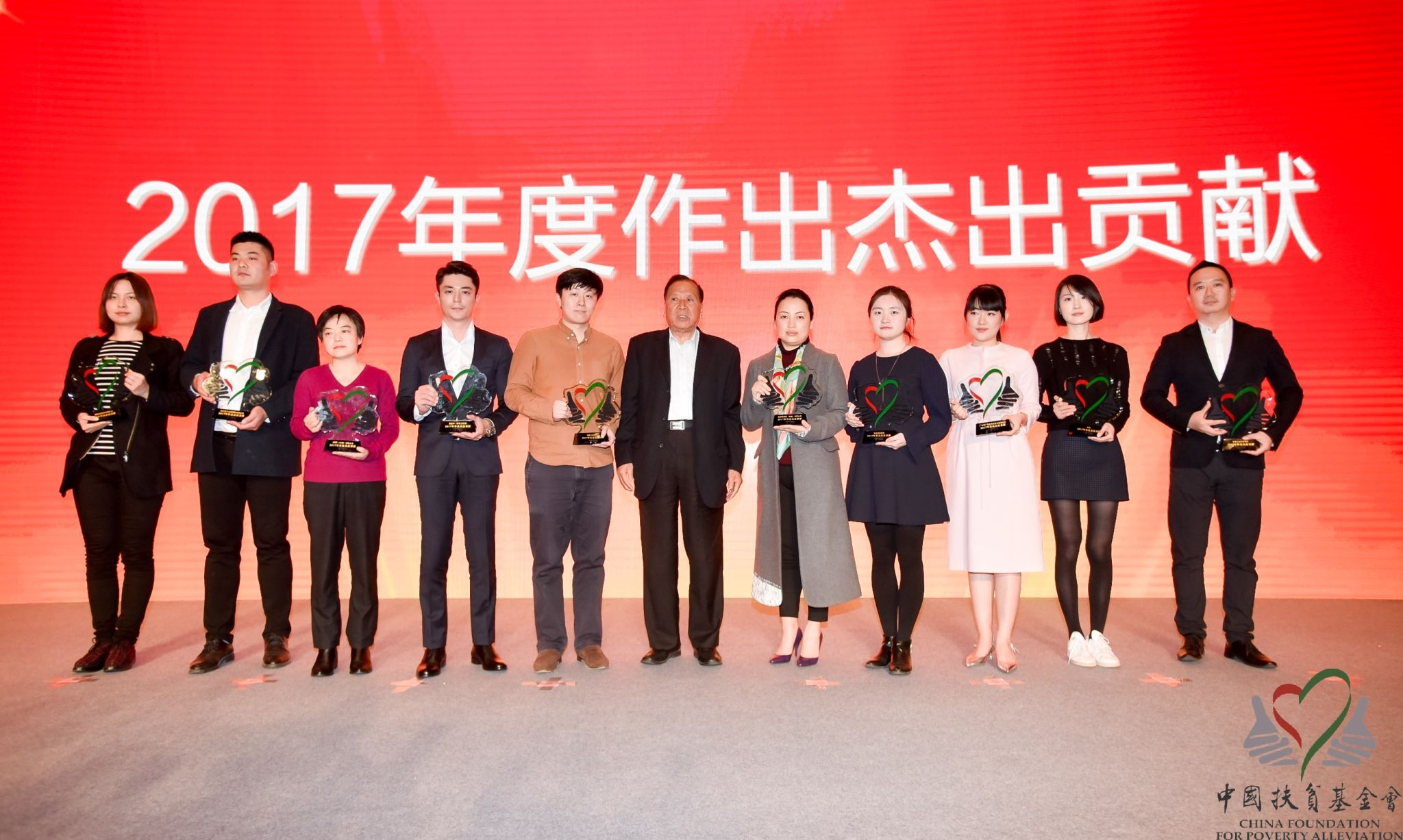 1522133515158736.jpg 4975260.jpg