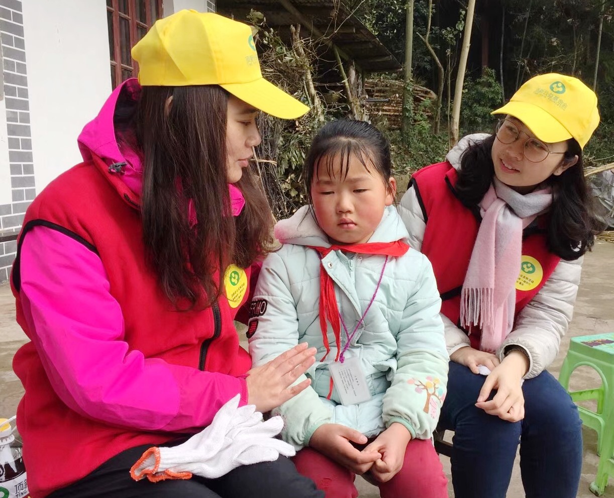 1551154419615480.jpg 2-1-重庆冬令发放 (40).JPG